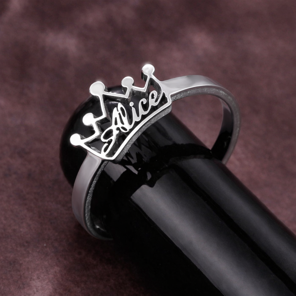 Adjustable Crown Name Ring